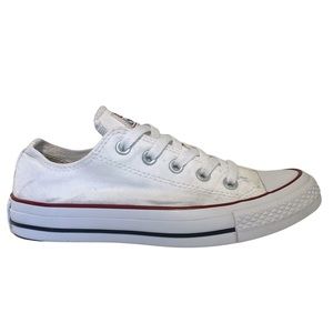 CONVERSE • Chuck Taylor All Star Classic - 6